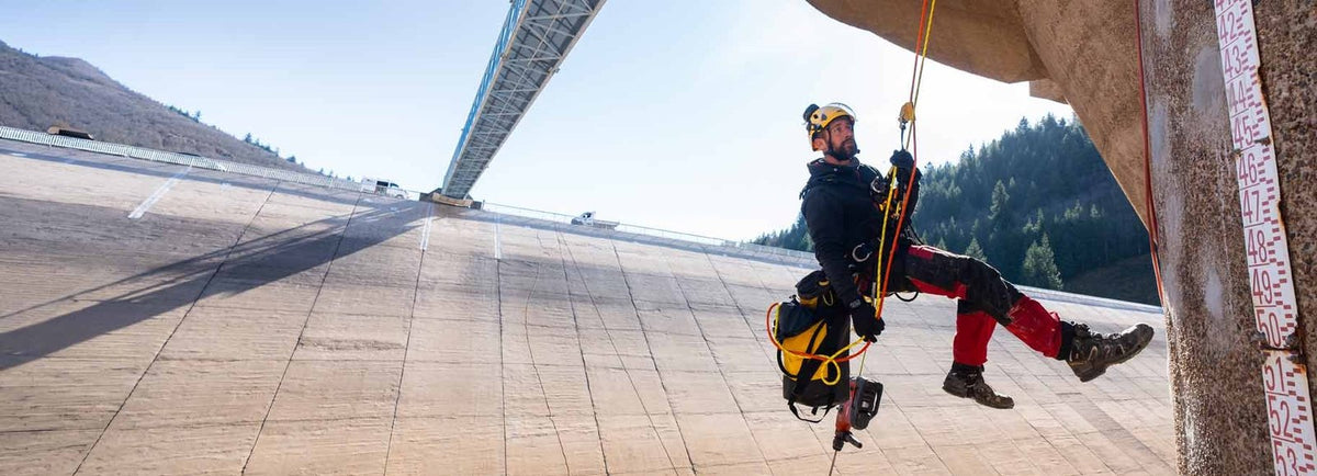 Sfeerbeeld Valbescherming en PBM's - werken op hoogte met Petzl-uitrusting
